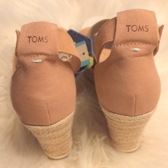 Tom's Marisol Sandal Wedges Sandy Beige Suede - Picture 5 of 7
